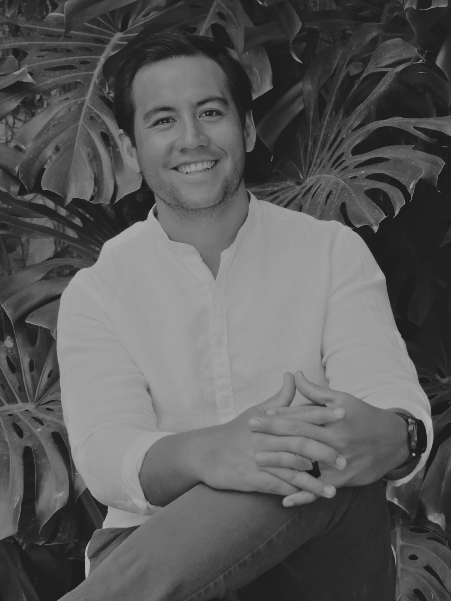 Roberto Calder&oacute;n
